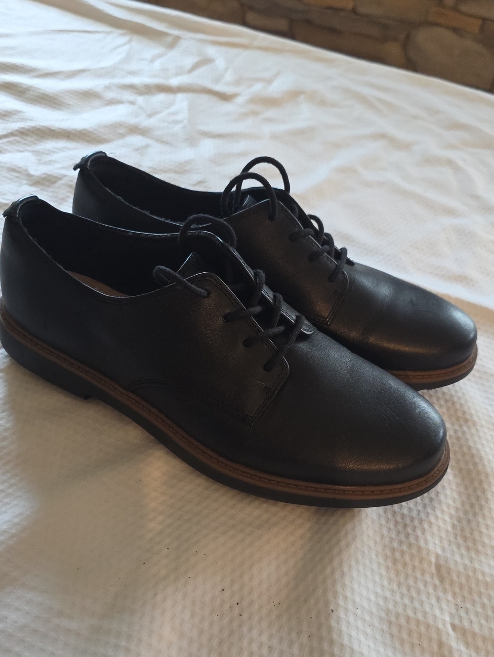 CLARKS comfy leather loafers, Like New 7.5